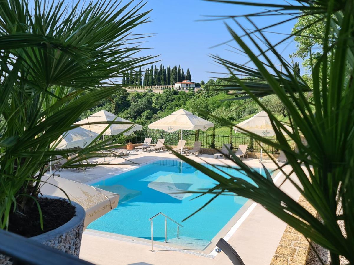 Hotel Stara Sola - Oleander Resort Korte Exterior foto